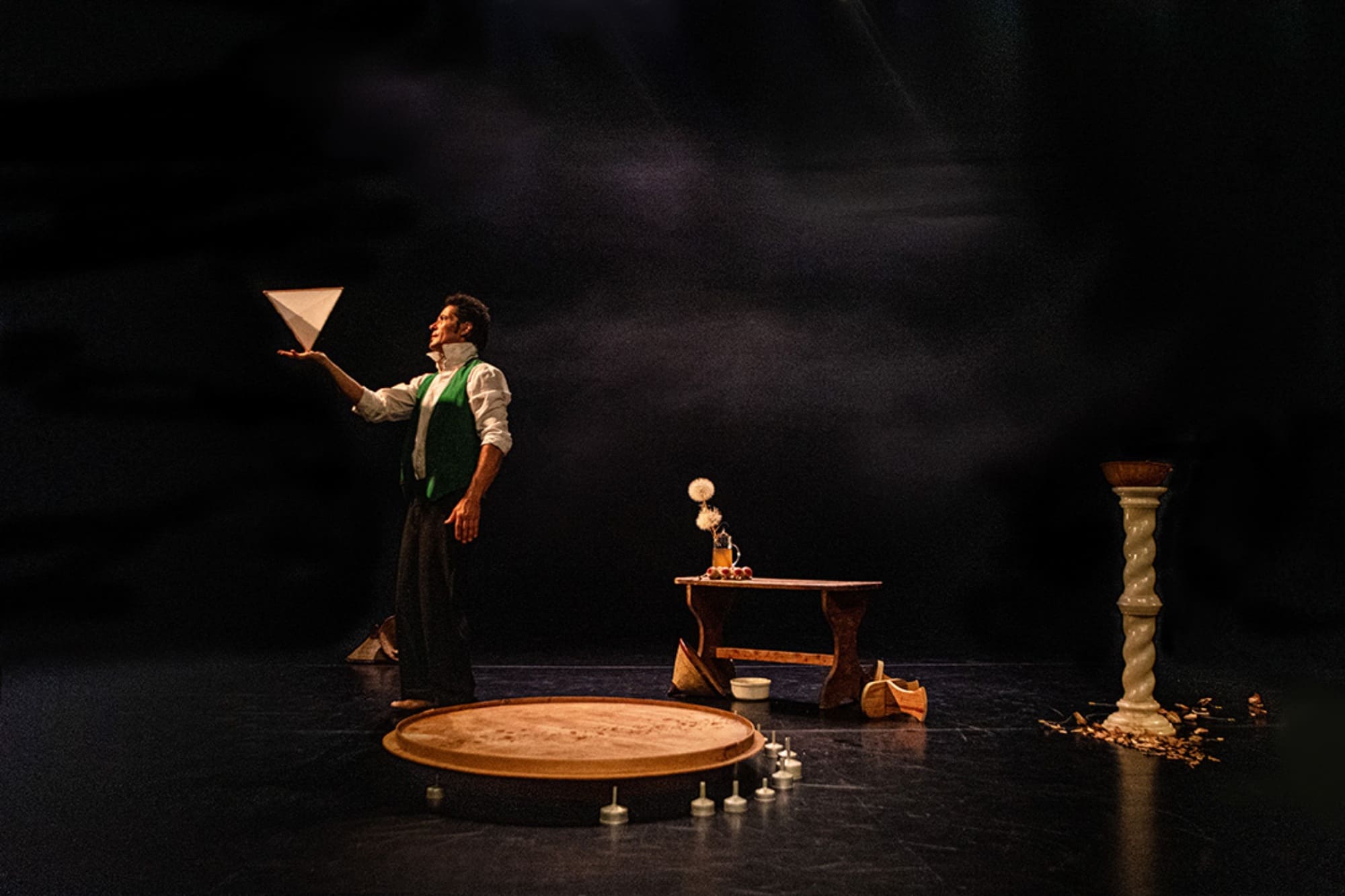 Numero T'ikiña de Circo Intemporal, Pablo Potocnjak Cia. Foto: Xana Calao.