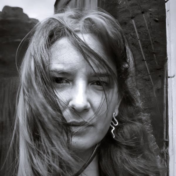 Amparo Aguirre, Producción ejecutiva de T'ikiña