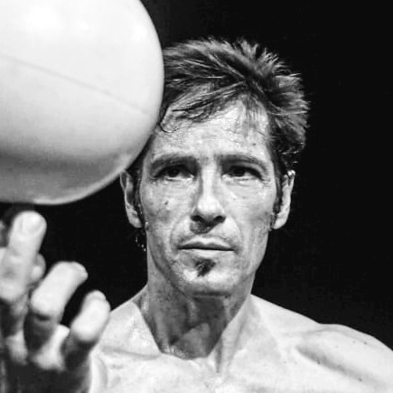 Pablo Potocnjak, creador e Intérprete de T'ikiña